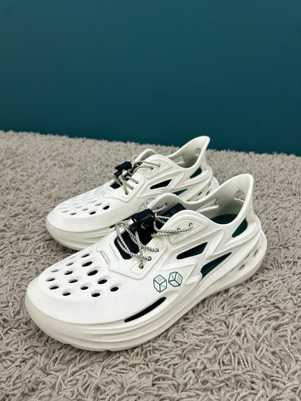 Sneaker Men's Wear